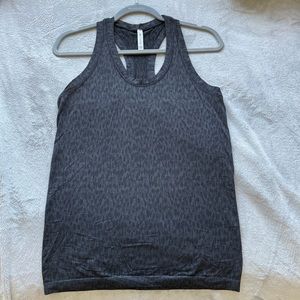 Athleta workout shirt size medium